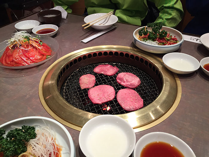 打ち上げは焼き肉が多め