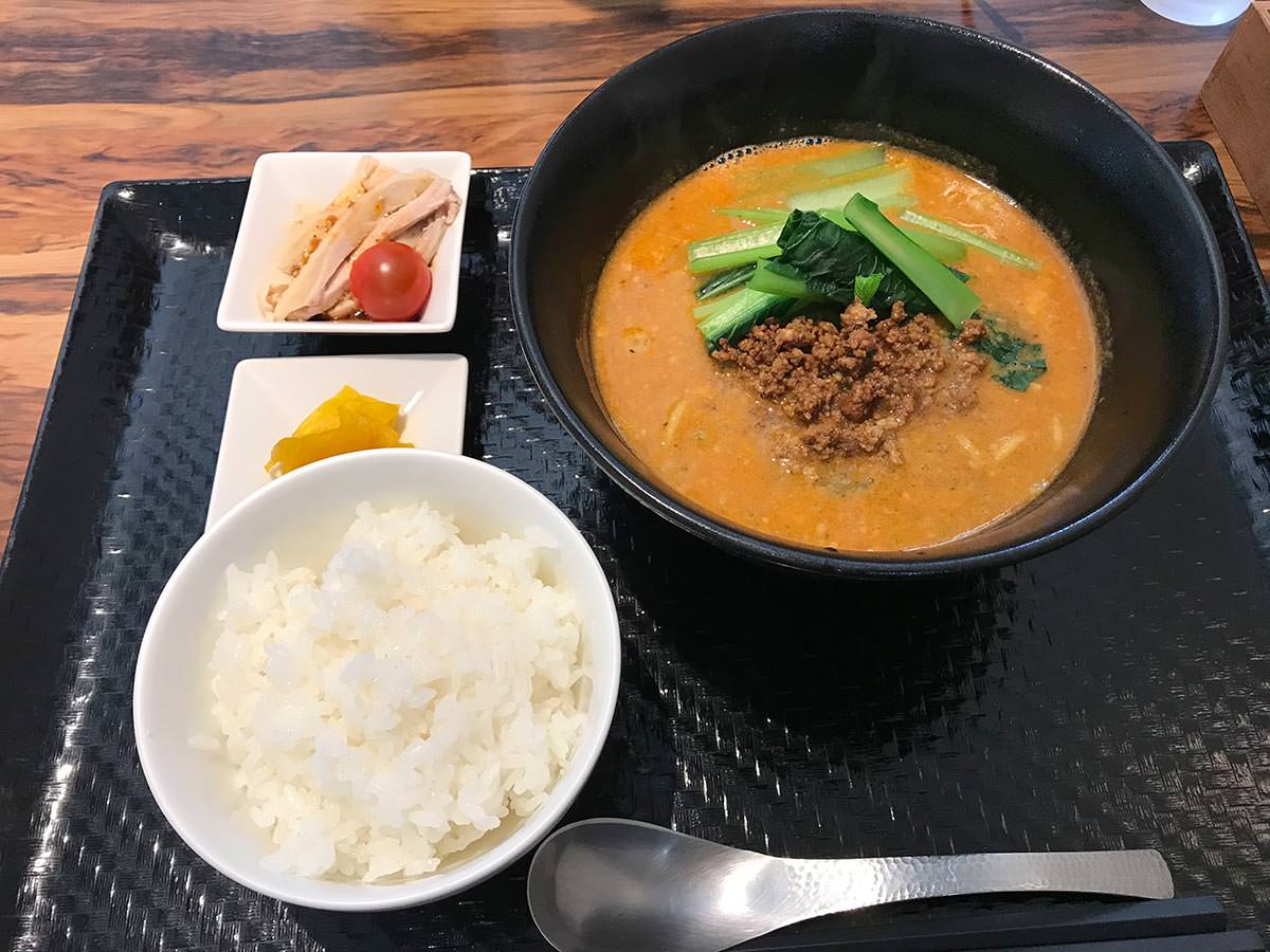 糸島蓮華の担々麺